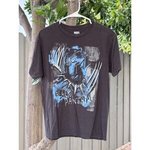 Marvel Black Panther Graphic Tee – King of Wakanda Tee Size M